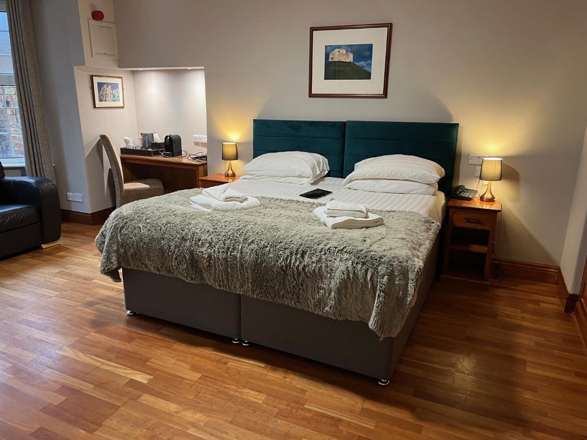 Hedley House Hotel & Apartments York Eksteriør billede